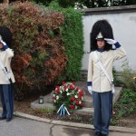 Pieta u hrobu Bartoloměje Reindla, Schwarzenberská granátnická garda