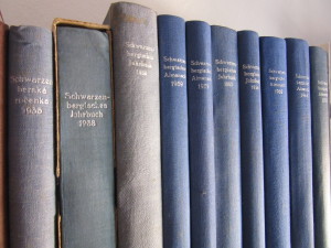 Schwarzenberské ročenky, Hejtmanská knihovna, Schwarzenberská granátnická garda