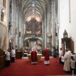 Biřmování v Českém Krumlově, Schwarzenberská granátnická garda, Foto/zdroj: Stanislava Vitoňová, www.clovekavira.cz