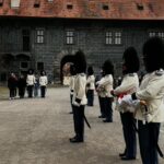 Slavnostní vztyčení praporů na gardové strážnici, 17. listopadu 2025, Schwarzenberská granátnická garda